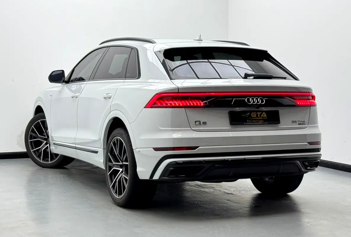 Audi Q8, 2022 — фото 4 из 10