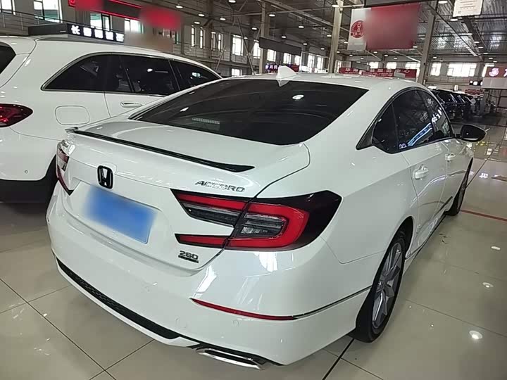 Honda Accord, 2023 — фото 7 из 9