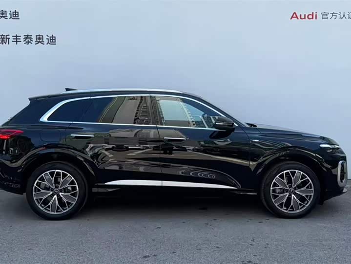 Audi Q5L, 2025 — фото 3 из 9