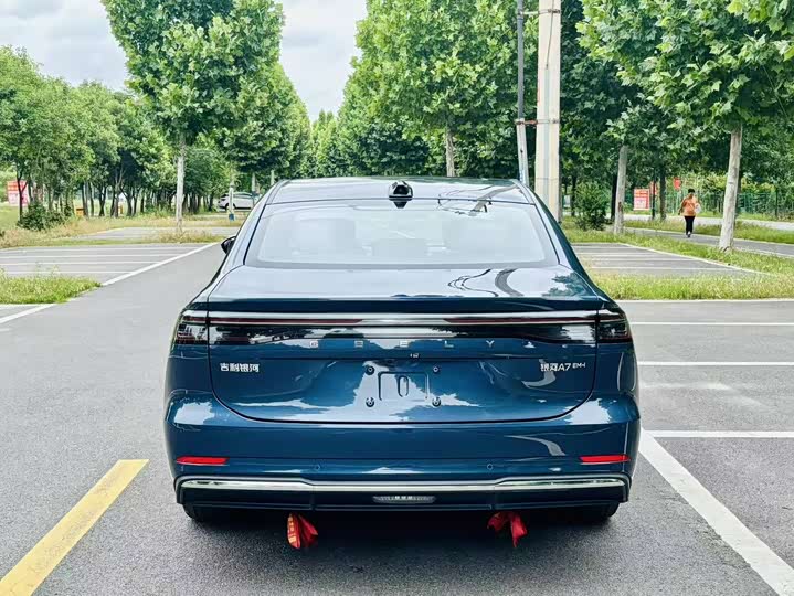 Geely Galaxy A7, 2025 — фото 8 из 9