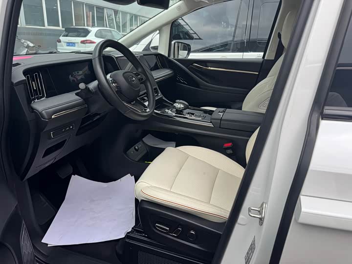 GAC Trumpchi E9, 2023 — фото 3 из 9