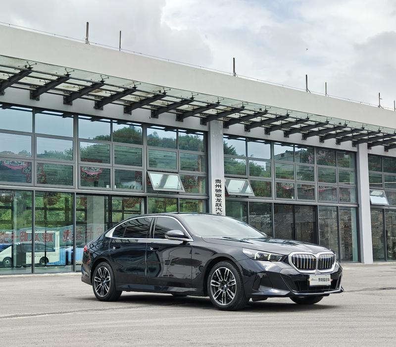 BMW 5 Series, 2026 — фото 3 из 12