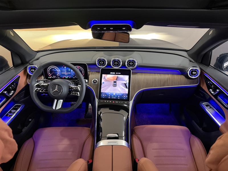 Mercedes-Benz GLC-Class Hybrid, 2025 — фото 9 из 12