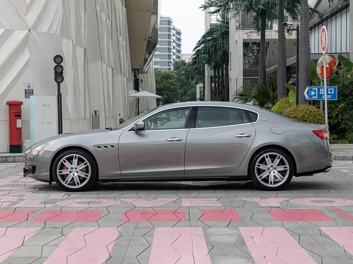 Maserati Quattroporte, 2026 — фото 7 из 9