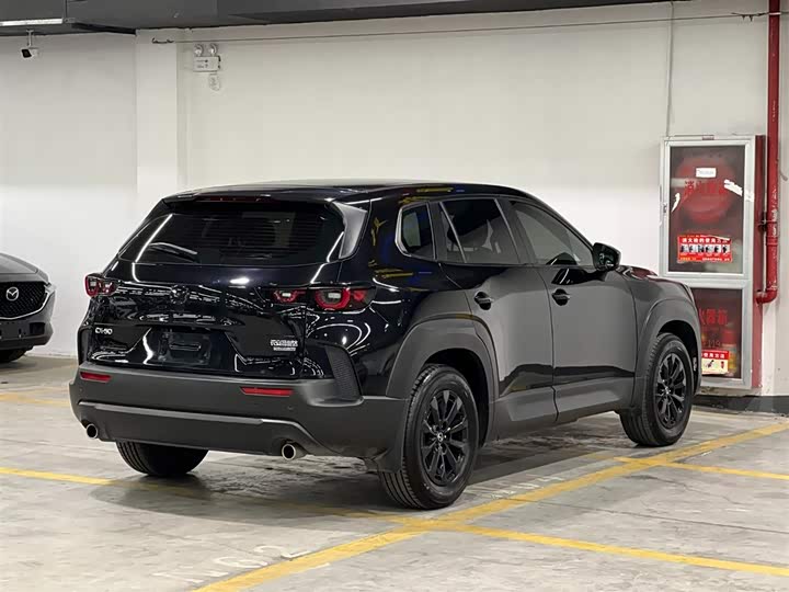 Mazda CX-50, 2023 — фото 5 из 9