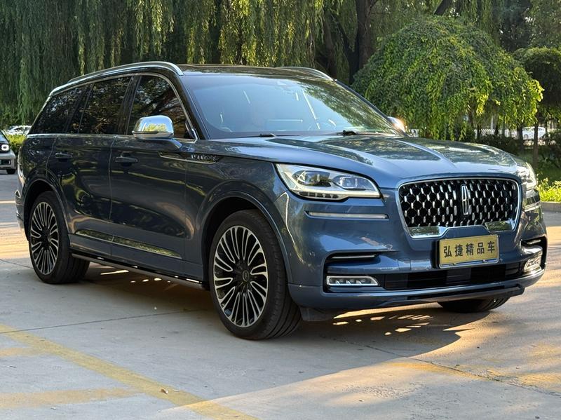 Lincoln Aviator, 2023 — фото 3 из 12