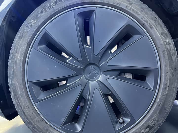 Tesla Model 3, 2024 — фото 4 из 9