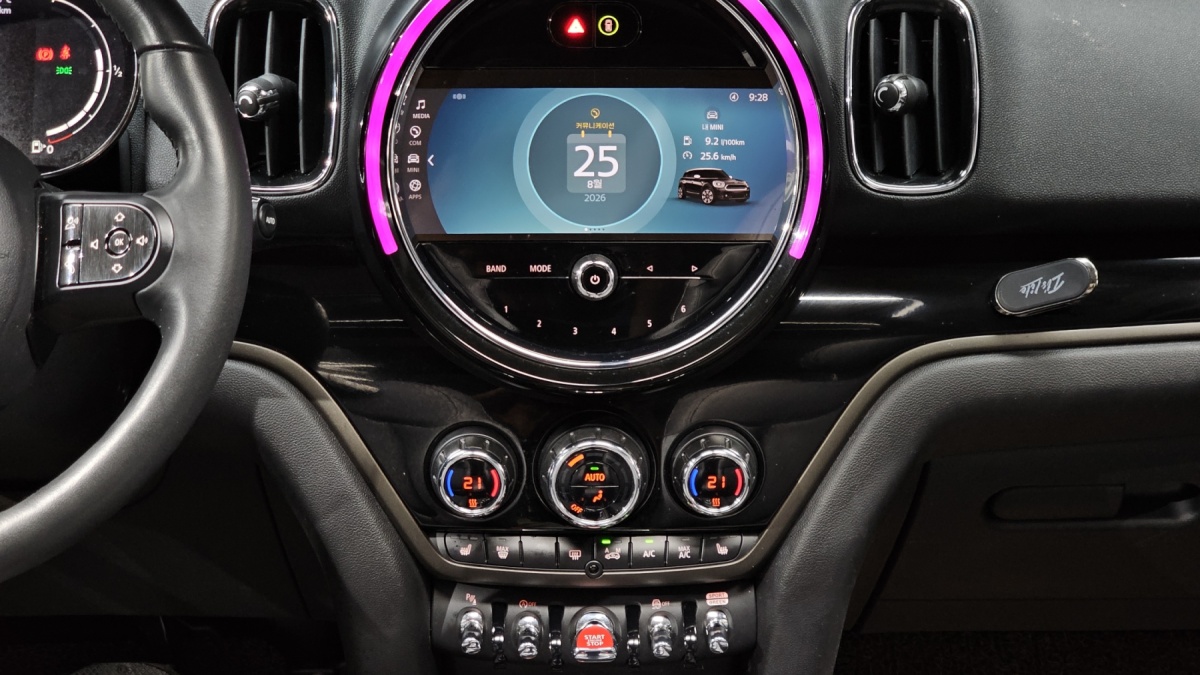 Mini Countryman, 2023 — фото 12 из 12