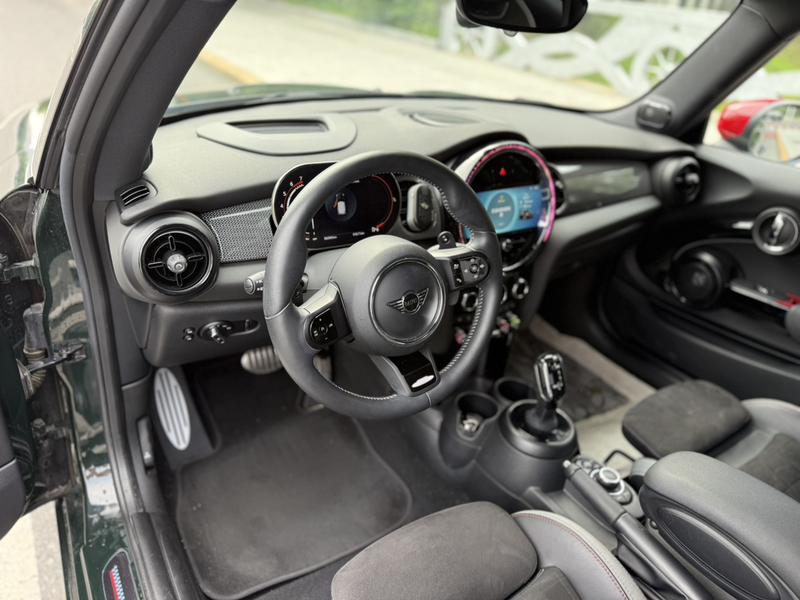 Mini Mini JCW, 2022 — фото 8 из 12