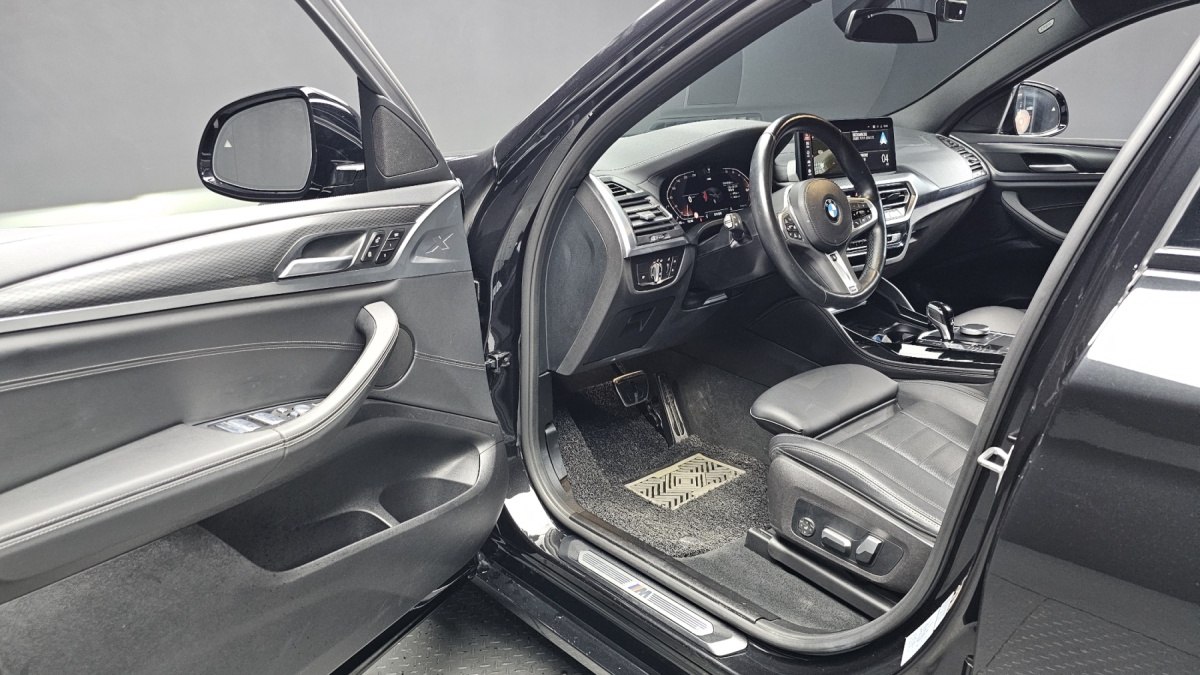 BMW X4, 2022 — фото 10 из 12