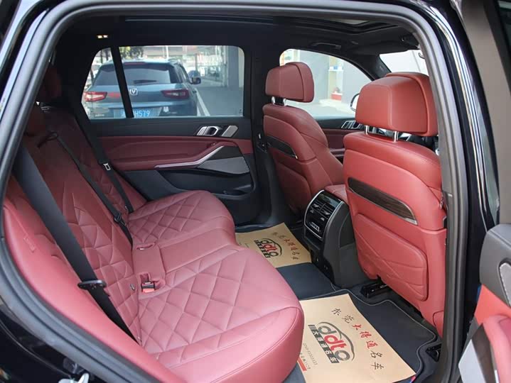 BMW X5, 2022 — фото 8 из 9