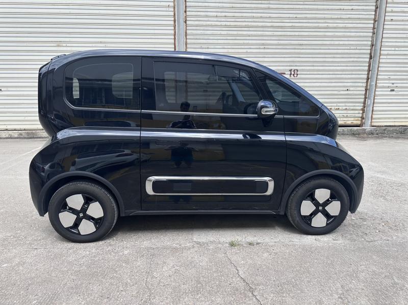 Baojun KiWi EV, 2022 — фото 8 из 12