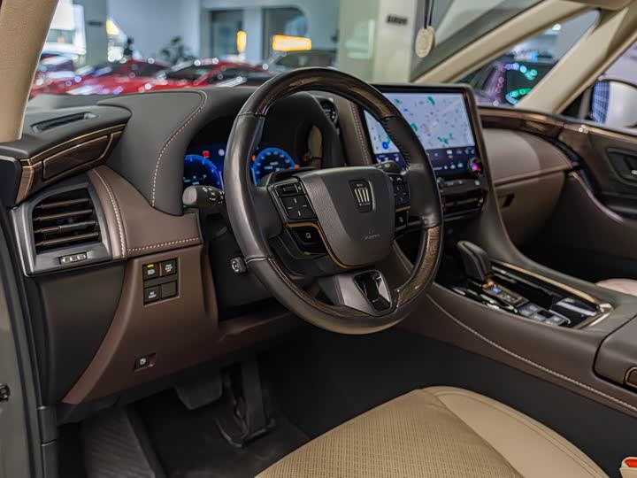 Toyota Vellfire, 2024 — фото 4 из 9