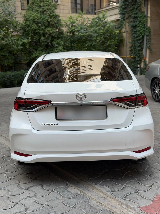 Toyota Corolla, 2023 — фото 2 из 6