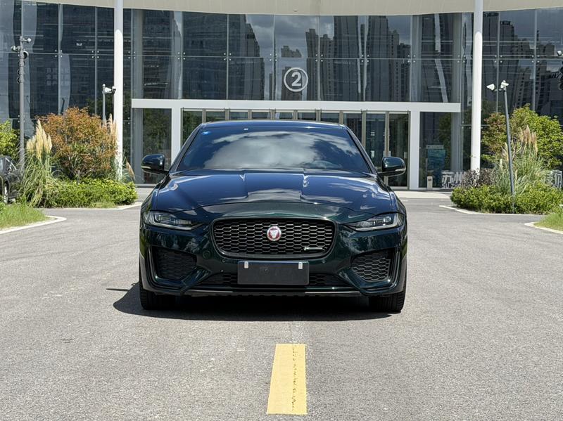 Jaguar XE L, 2022 — фото 2 из 12