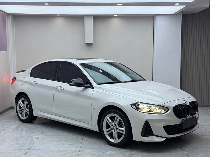 BMW 1 Series, 2023 — фото 3 из 9