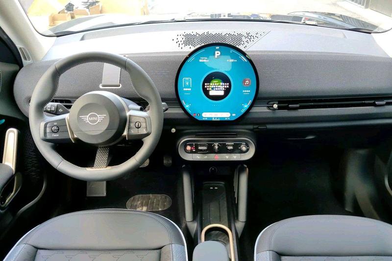 Mini Aceman, 2025 — фото 6 из 11