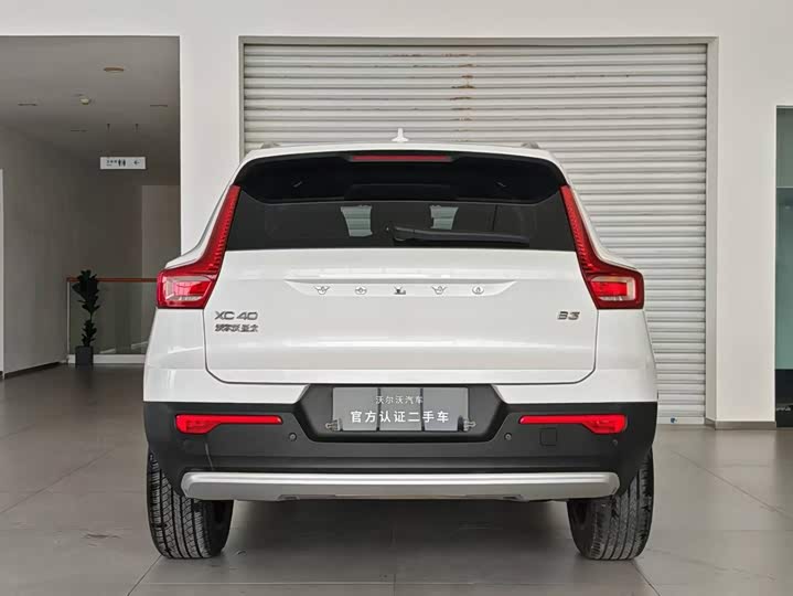 Volvo XC40, 2024 — фото 7 из 9