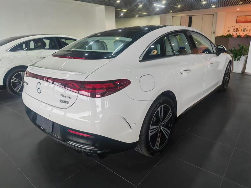 Mercedes-Benz EQE, 2025 — фото 5 из 12