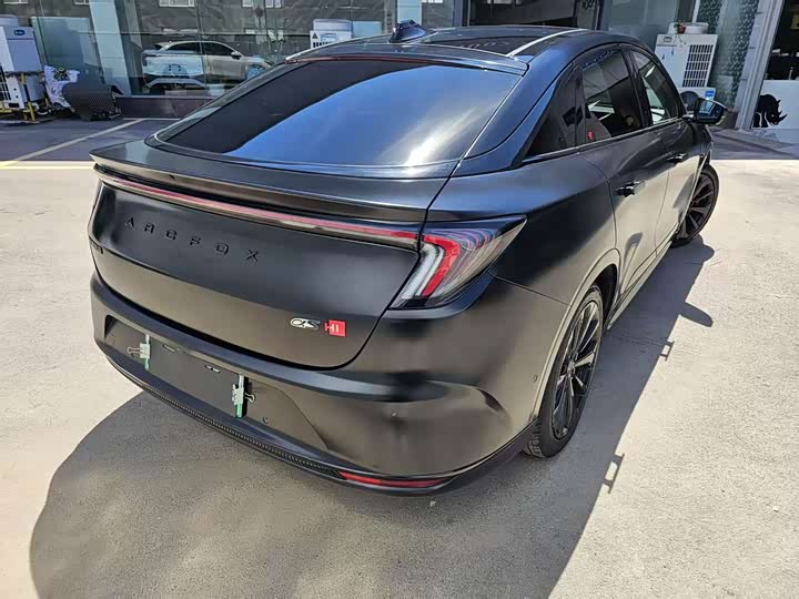 BAIC Arcfox Alpha S, 2023 — фото 3 из 9