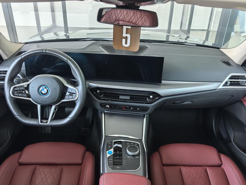 BMW i3, 2025 — фото 7 из 12