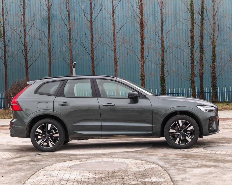 Volvo XC60, 2025 — фото 7 из 12