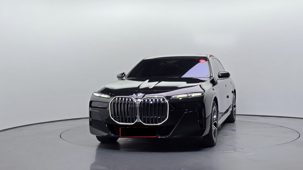 BMW 7 Series, 2024 — фото 3 из 12