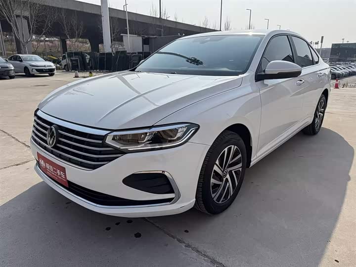Volkswagen Lavida, 2023 — купить в Оренбурге под ключ