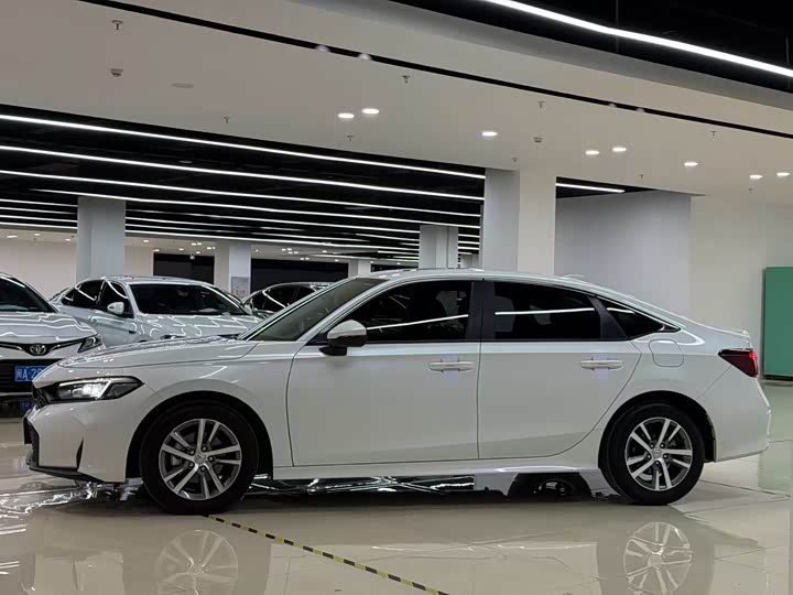 Honda Civic, 2025 — фото 3 из 9