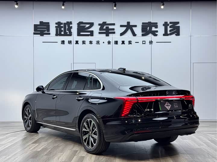 Hongqi H5 Hybrid, 2025 — фото 5 из 9