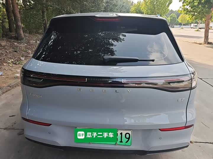 Geely Galaxy E5, 2025 — фото 6 из 9