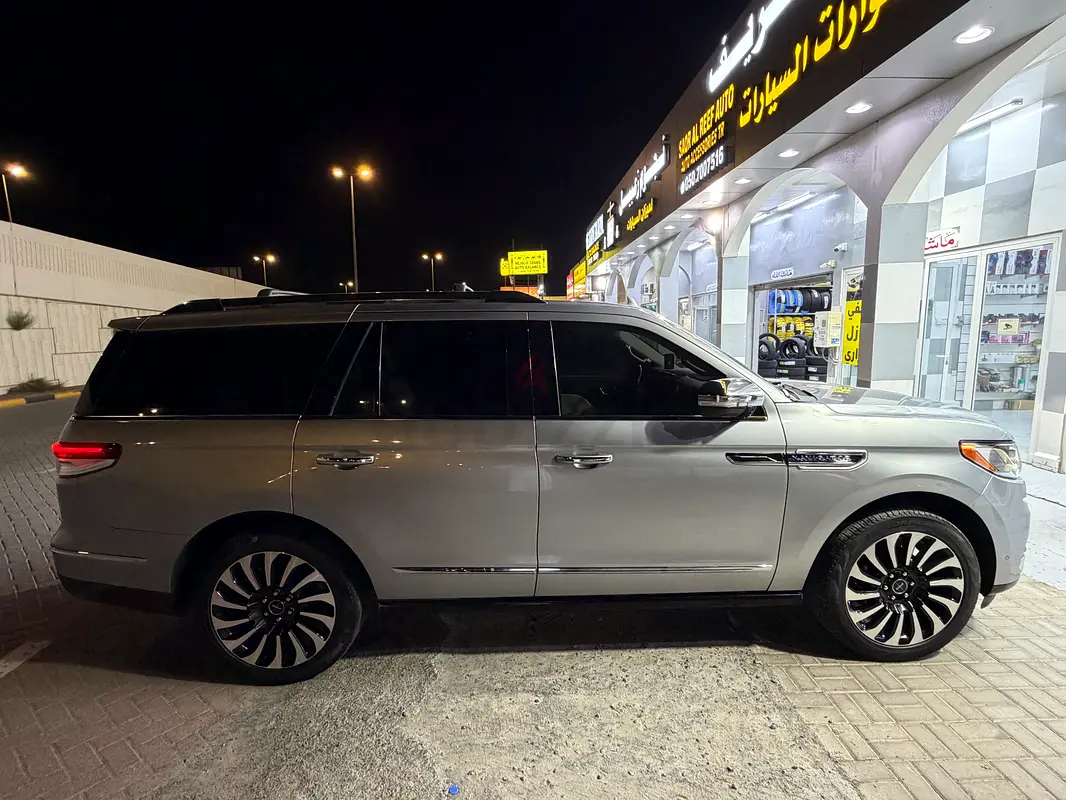 Lincoln Navigator, 2022