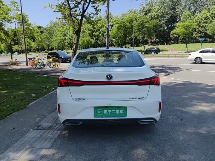 Changan Eado Plus, 2022 — фото 6 из 9