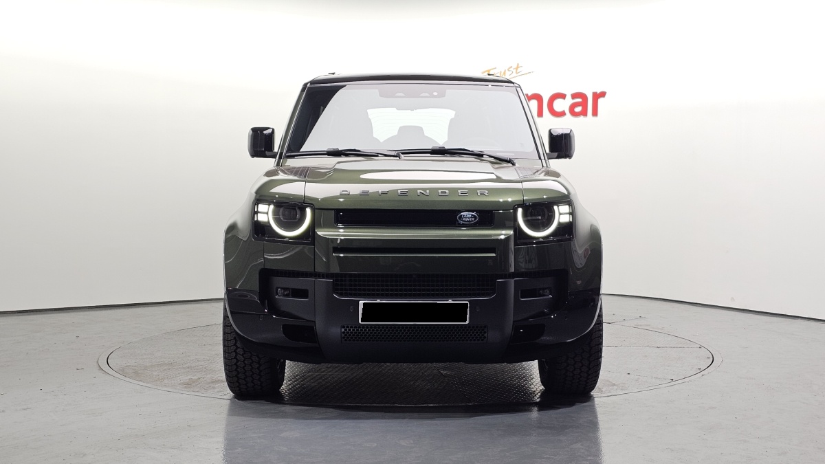 Land Rover Defender, 2025 — фото 6 из 12