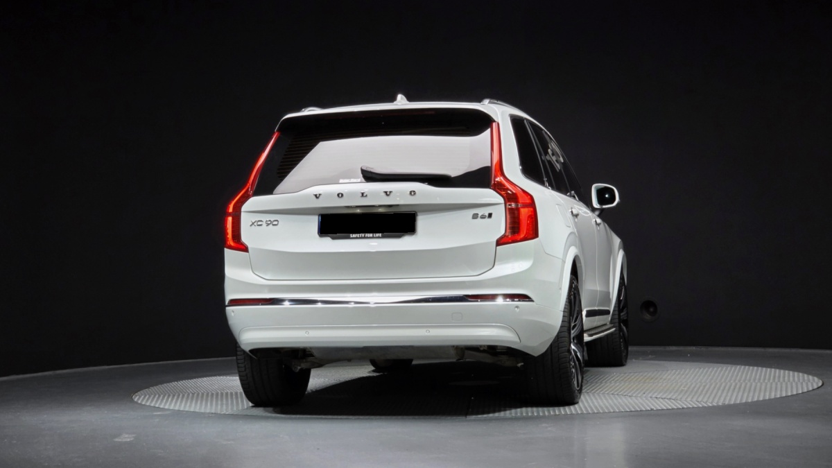 Volvo XC90, 2023 — фото 4 из 12