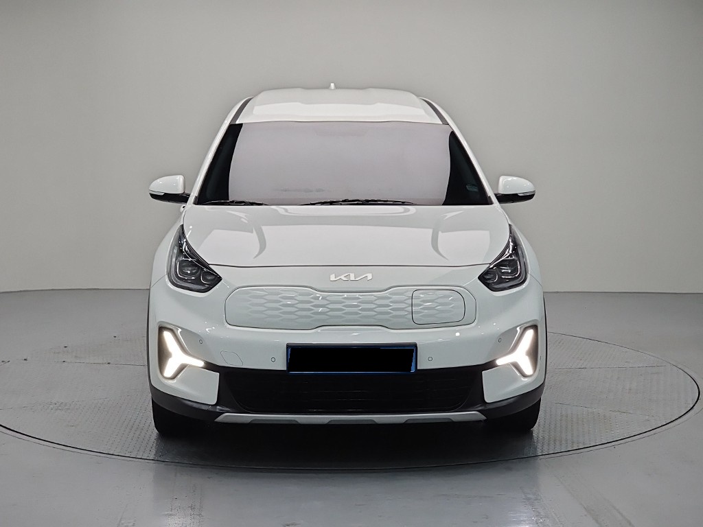 Kia Niro, 2022 — фото 2 из 12