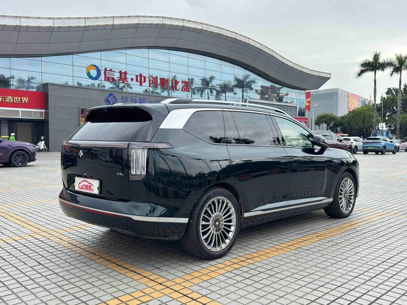 GAC Hyptec HL, 2025 — фото 7 из 12