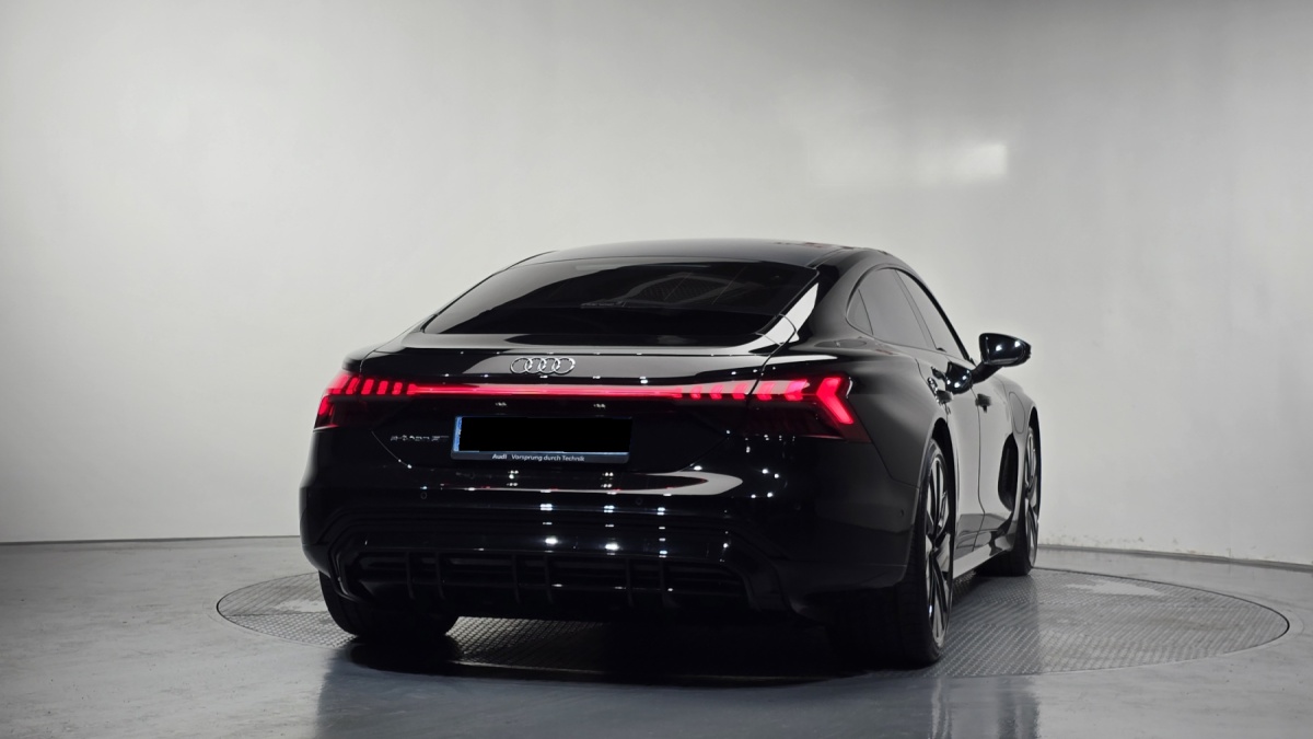 Audi e-tron GT, 2021 — фото 4 из 12