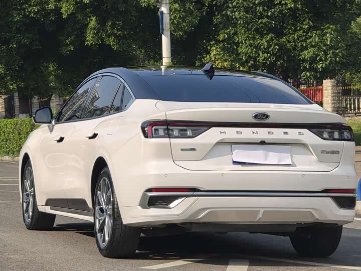 Ford Mondeo, 2022 — фото 6 из 9