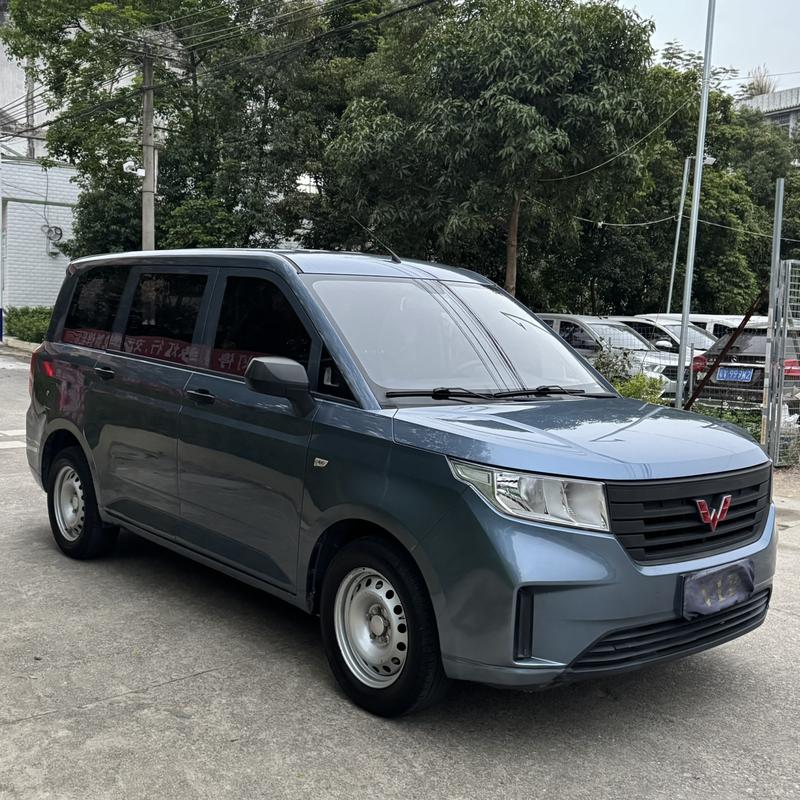 Wuling Hongguang Plus, 2021 — фото 3 из 9