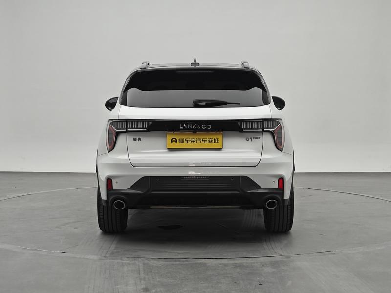Lynk & Co 01 EM-P Hybrid, 2021 — фото 6 из 12