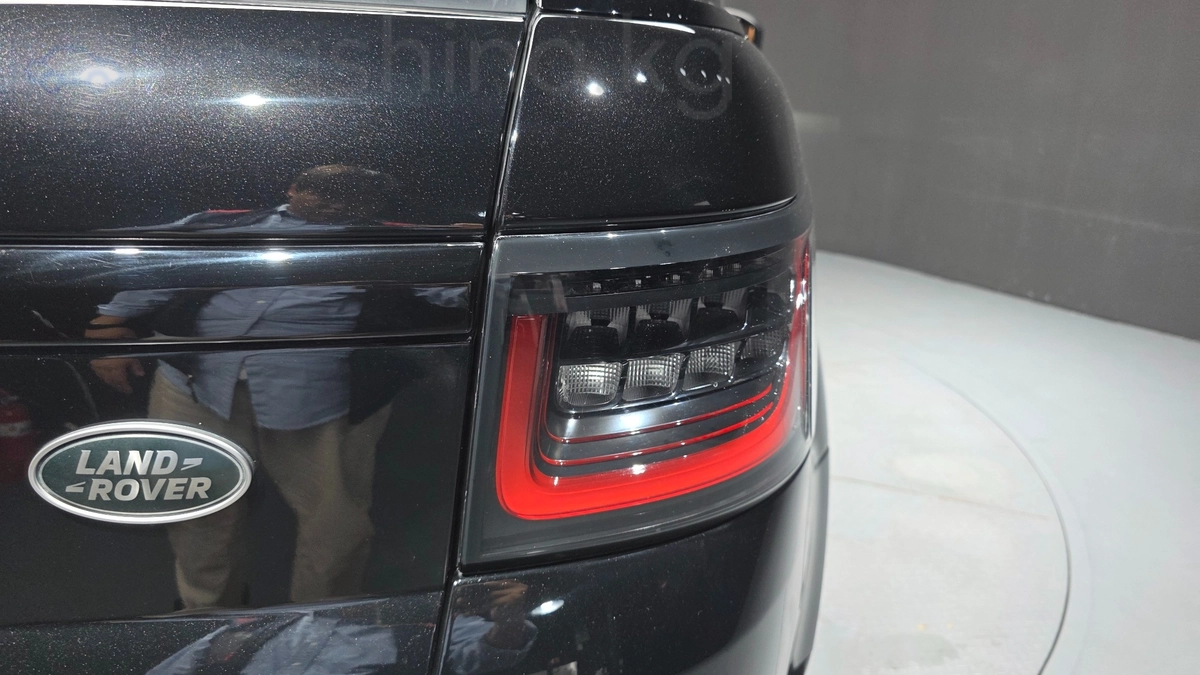 Land Rover Range Rover Sport, 2021 — фото 4 из 12