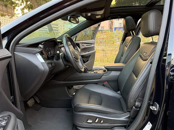 Cadillac XT5, 2021 — фото 9 из 9
