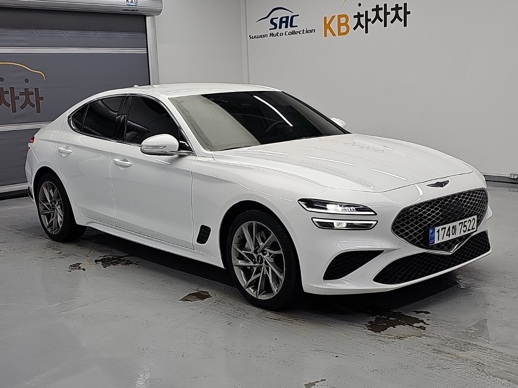 Genesis G70, 2023 — фото 4 из 12