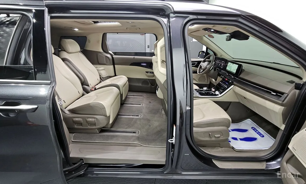 Kia Carnival, 2022 — фото 11 из 12