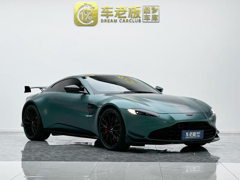 Aston Martin V8 Vantage, 2021 — фото 3 из 12