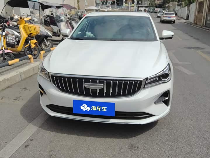 Geely Emgrand, 2025 — фото 2 из 9