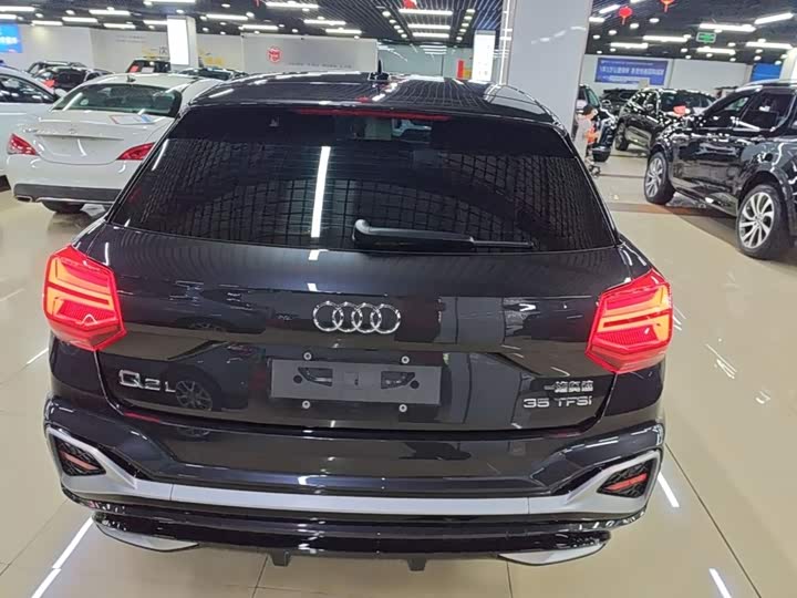 Audi Q2L, 2023 — фото 6 из 9
