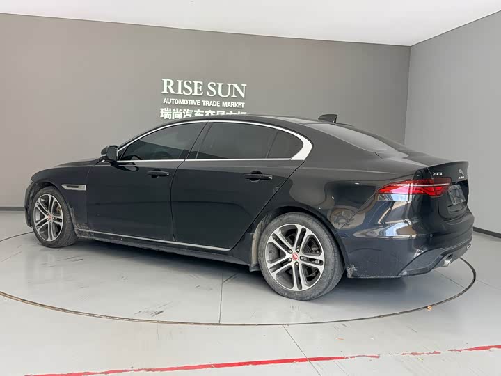 Jaguar XE L, 2024 — фото 3 из 9