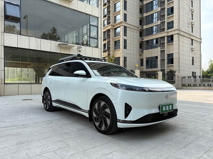 Dongfeng Yipai eπ 008, 2024 — фото 3 из 9
